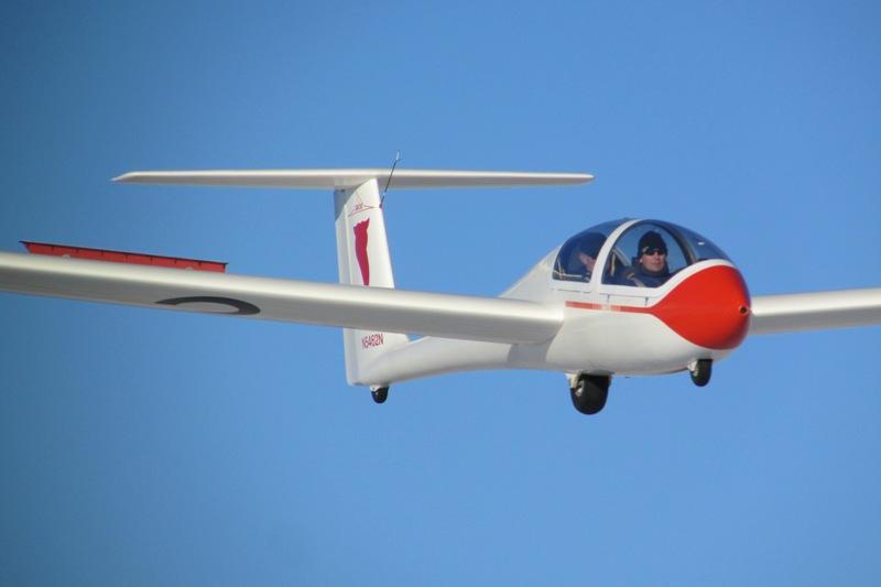 Tom S. and Carl E. landing after winch launch in Grob, New Years Day 2106